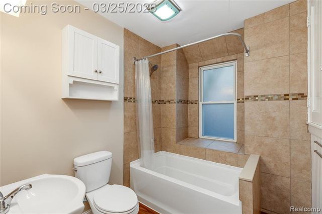 1785 Channing Street, Ferndale, MI 48220