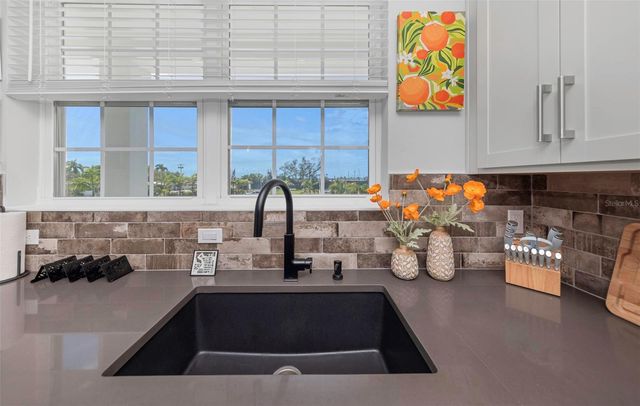 4375 MARINA VIEW WAY, Cortez, FL 34215