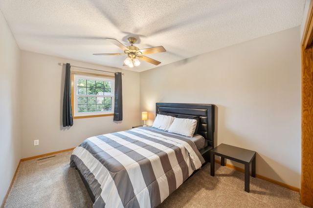4225 SE 23rd Street, Des Moines, IA 50320