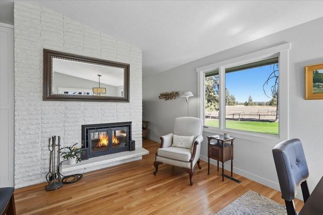 817 W White Rd, Spokane, WA 99224