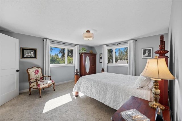 817 W White Rd, Spokane, WA 99224