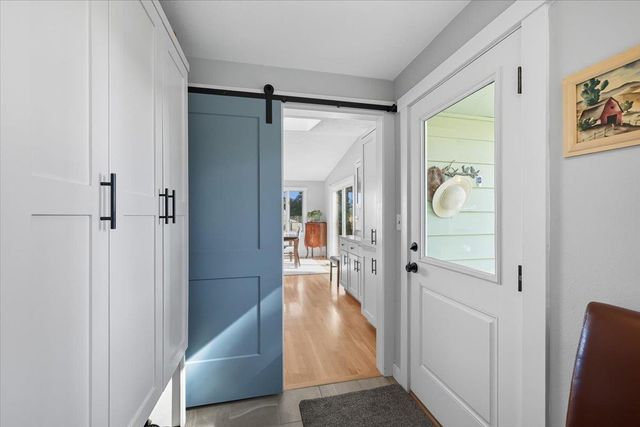 817 W White Rd, Spokane, WA 99224