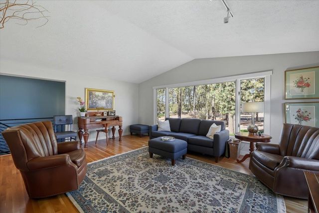 817 W White Rd, Spokane, WA 99224