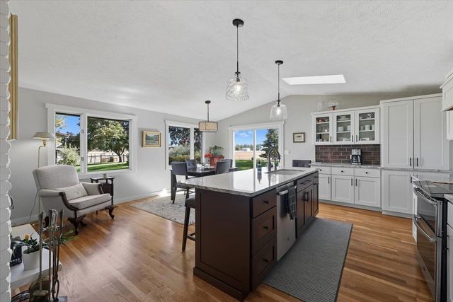 817 W White Rd, Spokane, WA 99224