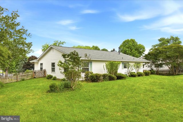 7910 S CARTIER CT, Severn, MD 21144