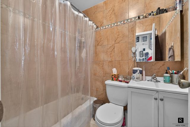 497 Hart Street, New York City, NY 11221
