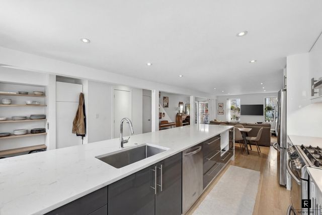 497 Hart Street, New York City, NY 11221