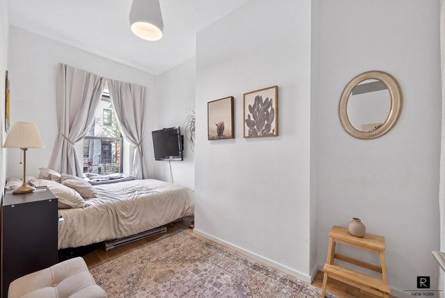 497 Hart Street, New York City, NY 11221