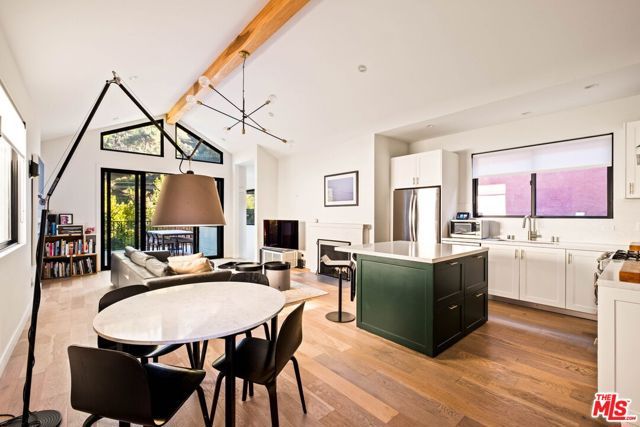 8723 Lookout Mountain Avenue, Los Angeles, CA 90046