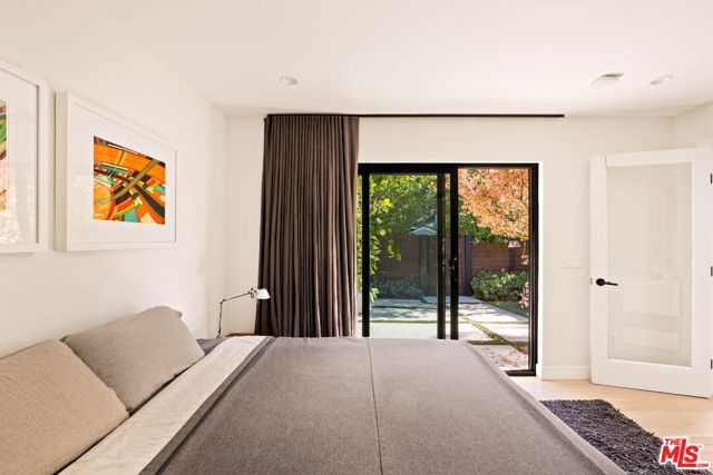 8723 Lookout Mountain Avenue, Los Angeles, CA 90046