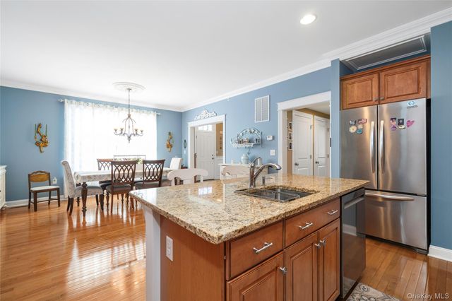 15 Cowdrey Street, Warwick, NY 10990