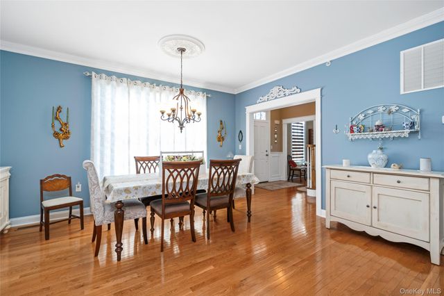 15 Cowdrey Street, Warwick, NY 10990