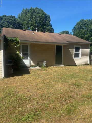 2425 Lofurno RD, Chesapeake, VA 23323