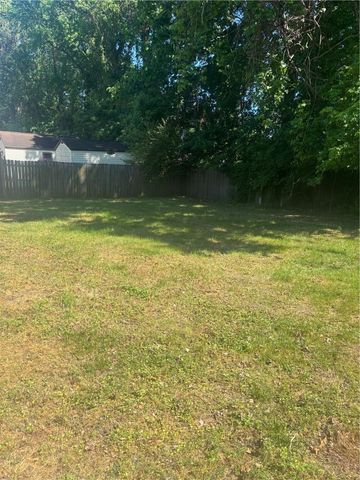 2425 Lofurno RD, Chesapeake, VA 23323