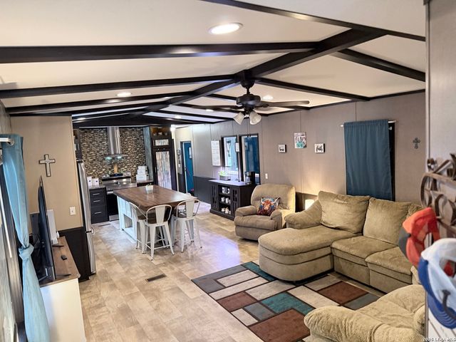 157 DEER RUN PASS, Canyon Lake, TX 78133