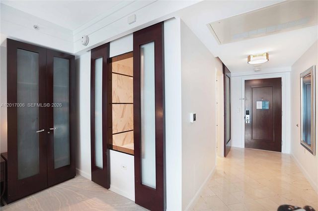 4391 Collins Avenue 916, Miami Beach, FL 33140