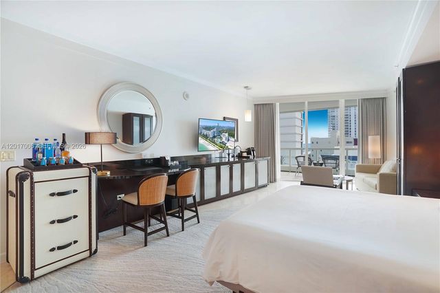 4391 Collins Avenue 916, Miami Beach, FL 33140