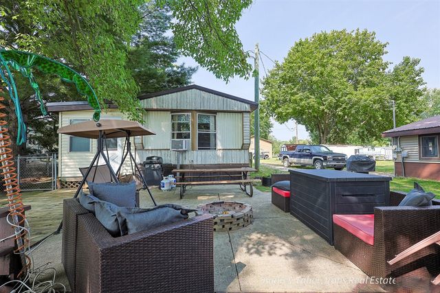 5190 N Bass Lake Road, Irons, MI 49644