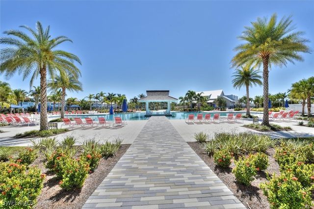 7315 Cayo Coco LN, Naples, FL 34113