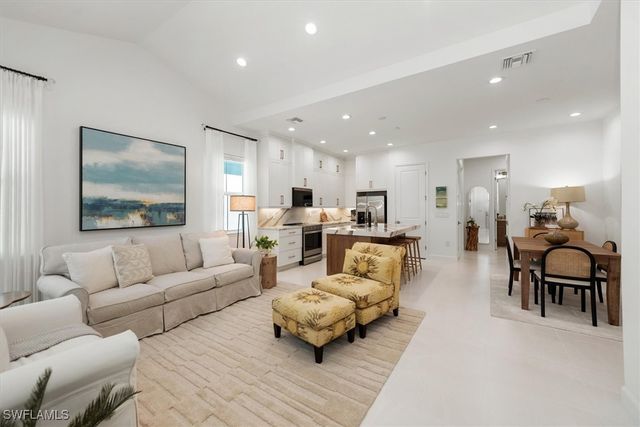 7315 Cayo Coco LN, Naples, FL 34113