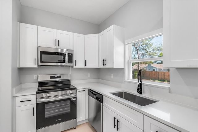 11375 SE 74TH AVENUE, Belleview, FL 34420