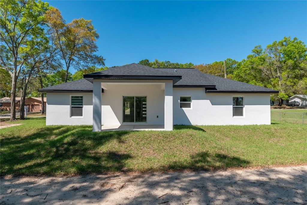 Image 51 of property listing at 11375 SE 74TH AVENUE, Belleview, FL 34420