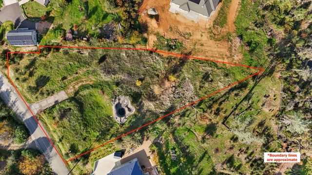 10141 Sandy Lane, Redding, CA 96001