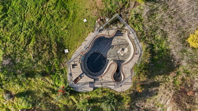 10141 Sandy Lane, Redding, CA 96001