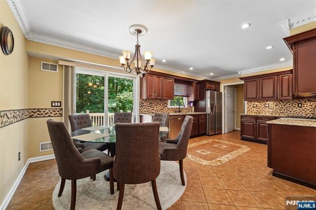 22 Brighton Terrace, Par-troy Hills Twp., NJ 07054