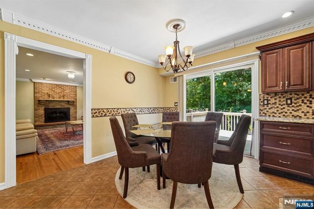 22 Brighton Terrace, Par-troy Hills Twp., NJ 07054