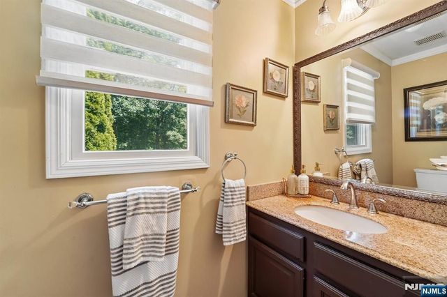 22 Brighton Terrace, Par-troy Hills Twp., NJ 07054