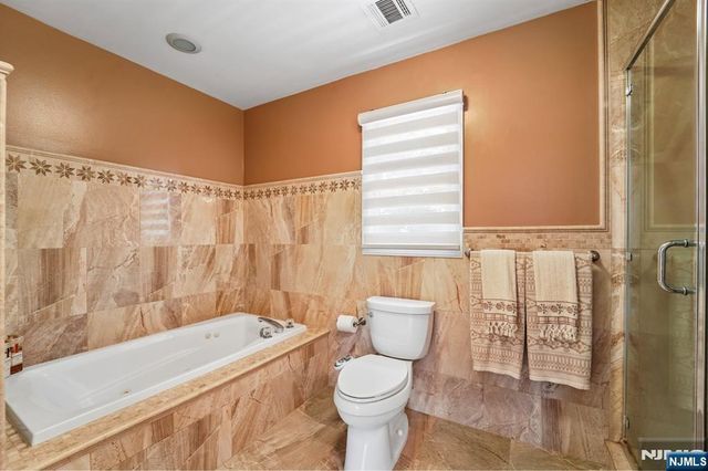 22 Brighton Terrace, Par-troy Hills Twp., NJ 07054