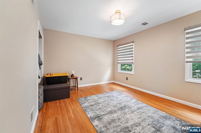 22 Brighton Terrace, Par-troy Hills Twp., NJ 07054