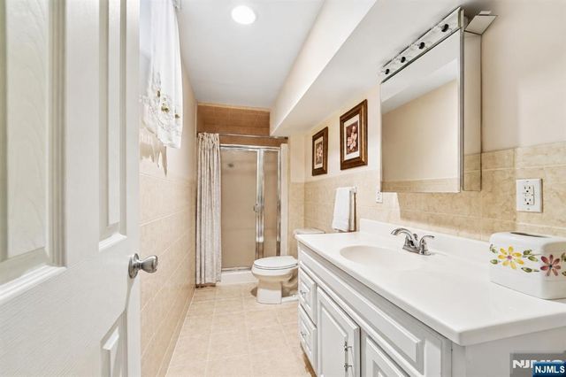 22 Brighton Terrace, Par-troy Hills Twp., NJ 07054