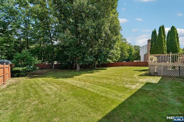 22 Brighton Terrace, Par-troy Hills Twp., NJ 07054