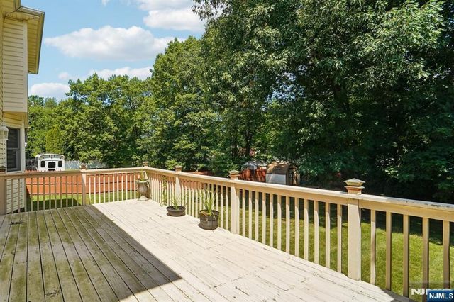 22 Brighton Terrace, Par-troy Hills Twp., NJ 07054