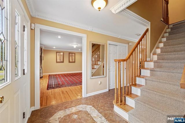 22 Brighton Terrace, Par-troy Hills Twp., NJ 07054