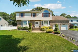 22 Brighton Terrace, Par-troy Hills Twp., NJ 07054