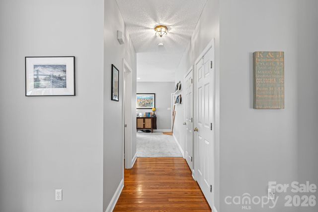 505 Kings Ridge, Asheville, NC 28804