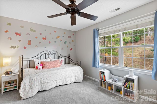 505 Kings Ridge, Asheville, NC 28804