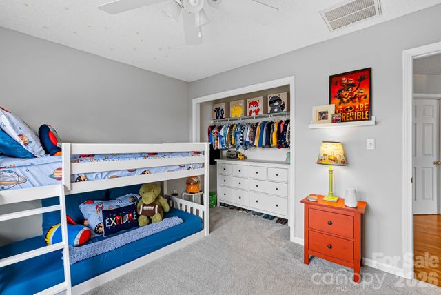 505 Kings Ridge, Asheville, NC 28804