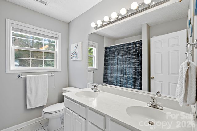 505 Kings Ridge, Asheville, NC 28804