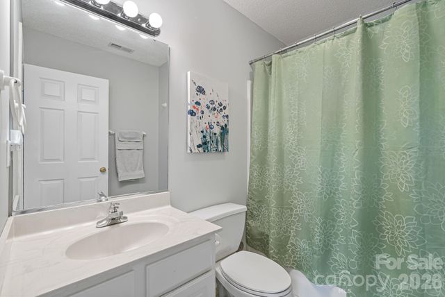 505 Kings Ridge, Asheville, NC 28804