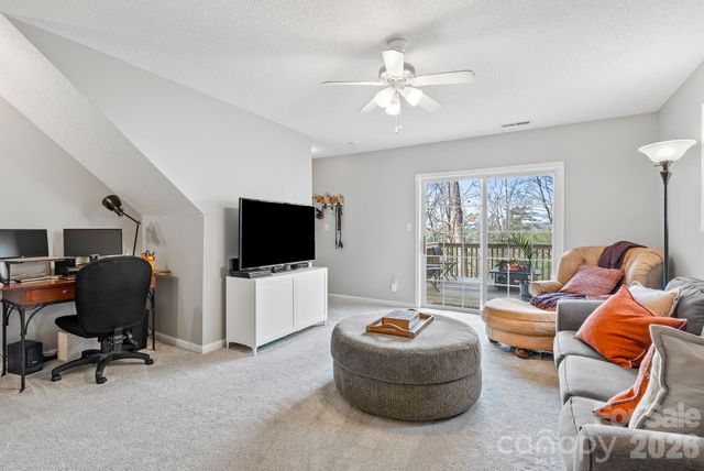 505 Kings Ridge, Asheville, NC 28804