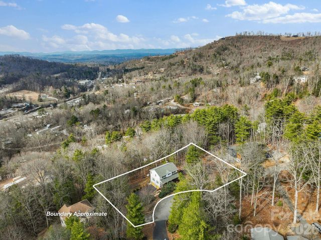 505 Kings Ridge, Asheville, NC 28804