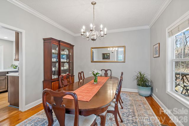 505 Kings Ridge, Asheville, NC 28804