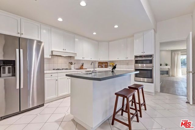 11603 Mississippi Avenue, Los Angeles, CA 90025