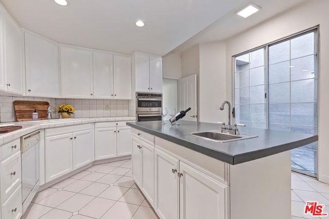 11603 Mississippi Avenue, Los Angeles, CA 90025