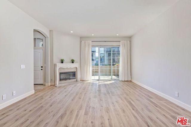 11603 Mississippi Avenue, Los Angeles, CA 90025