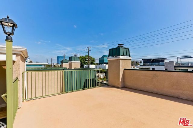 11603 Mississippi Avenue, Los Angeles, CA 90025